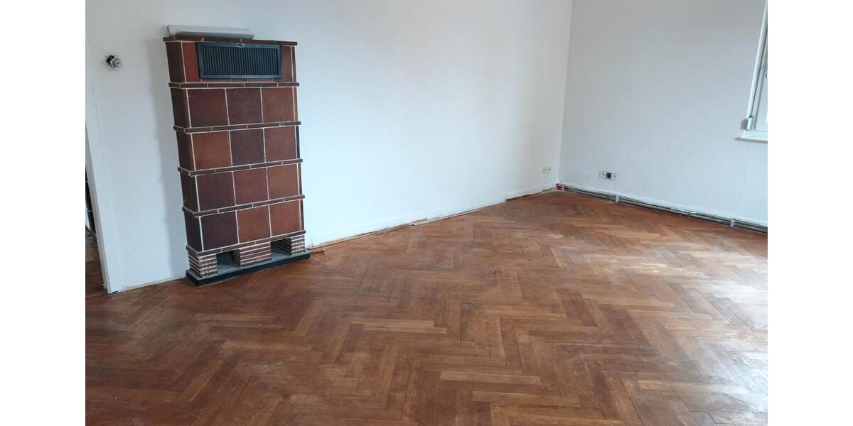 Etagenwohnung Esslingen am Neckar - 4 Zimmer, 105 m&sup2;, 1.200&euro; | Angebot:26039058