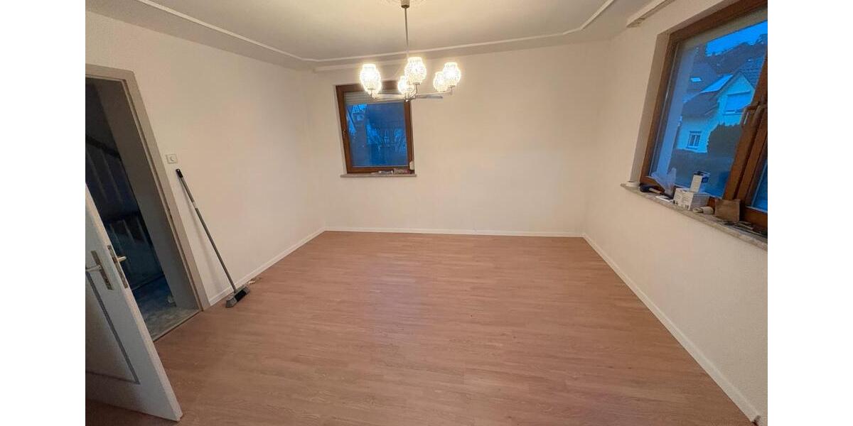 Doppelhaushälfte Burladingen - 4 Zimmer, 115 m&sup2;, 950&euro; | Angebot:25906380
