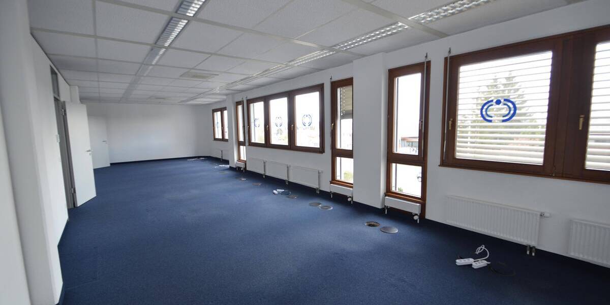 Gewerbeobjekt Böblingen Dagersheim - 2.005&euro; | Angebot:25704173