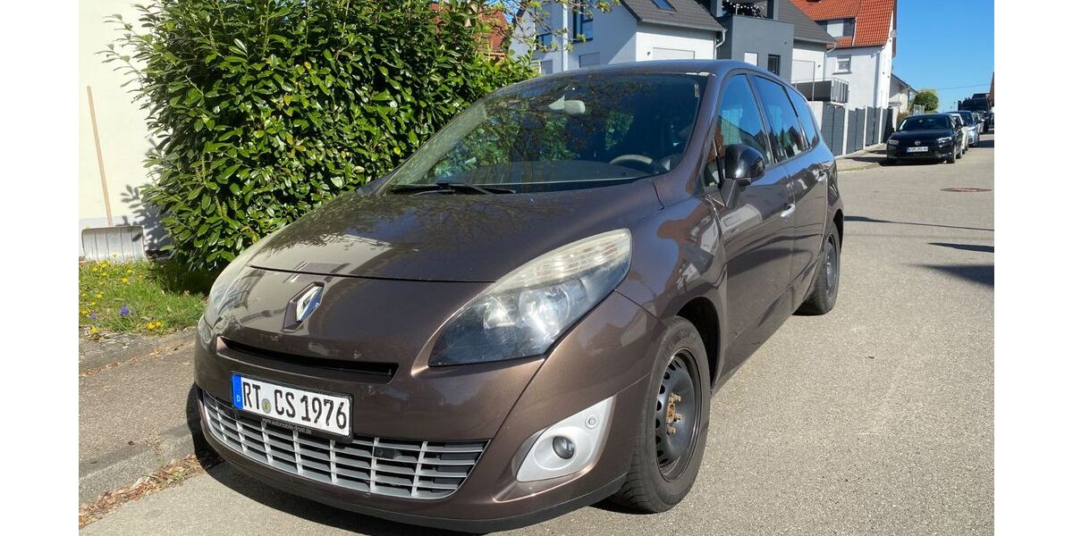 Renault Grand Scenic 199.699 km 2.990 &euro; Reutlingen 72766