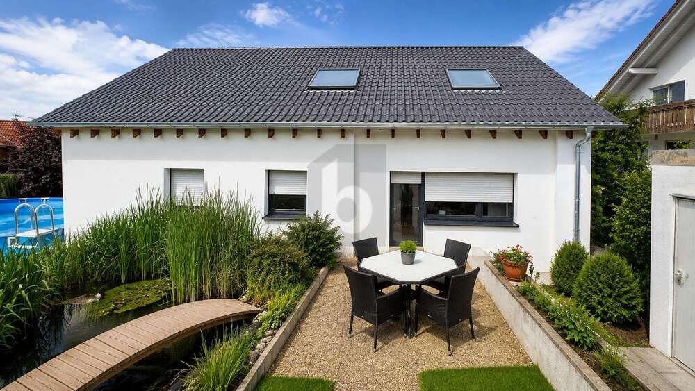 Einfamilienhaus Nürtingen - 12 Zimmer, 285 m&sup2;, 1.150.000&euro; | Angebot:26710526