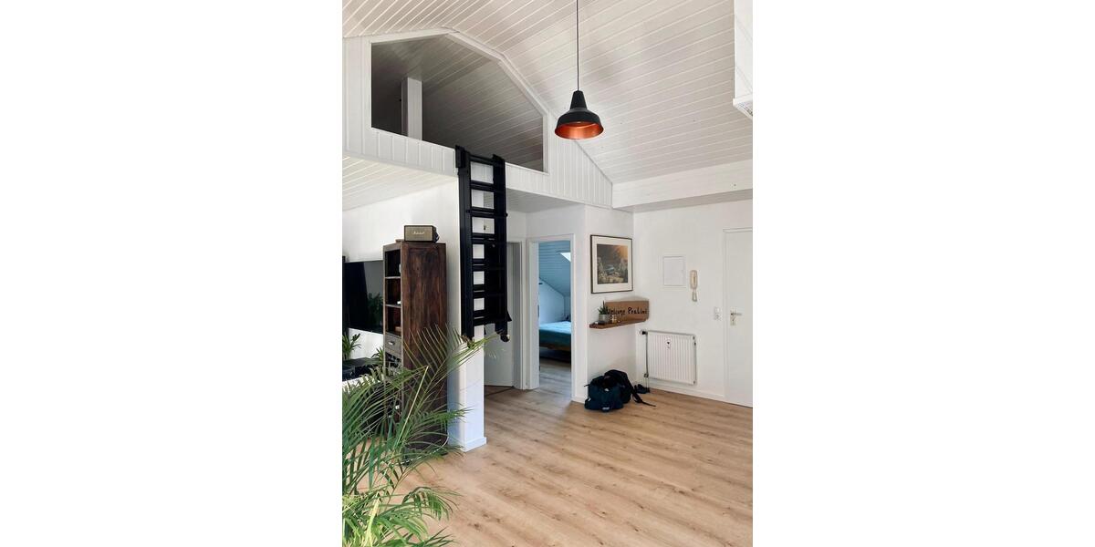 Dachgeschoßwohnung Tübingen Derendingen - 2.5 Zimmer, 65 m&sup2;, 1.250&euro; | Angebot:26019856