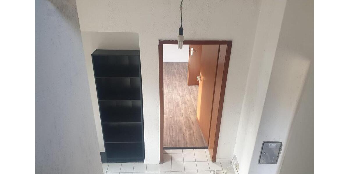 Etagenwohnung Reutlingen Reutlingen (Kernstadt) - 5 Zimmer, 110 m&sup2;, 1.350&euro; | Angebot:24801947
