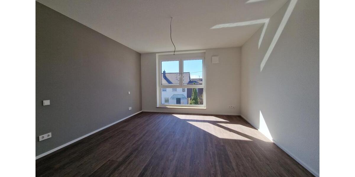 Etagenwohnung Filderstadt - 4.5 Zimmer, 103 m&sup2;, 1.640&euro; | Angebot:25972437