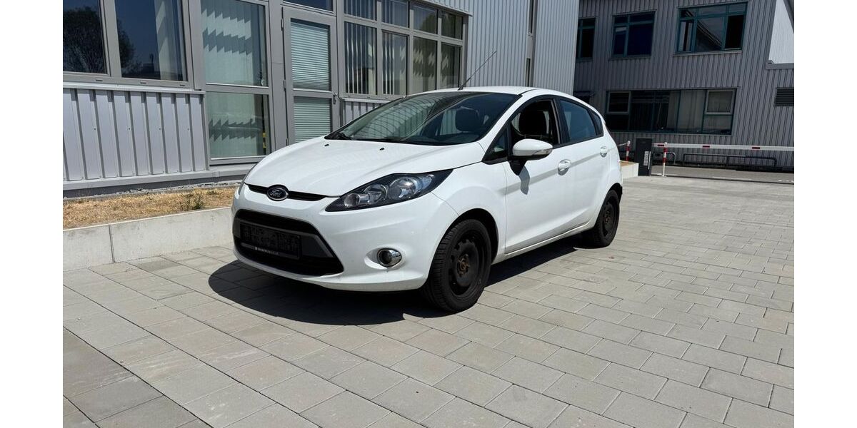 Ford Fiesta 119.950 km 4.990 &euro; Reutlingen / Betzingen 72770