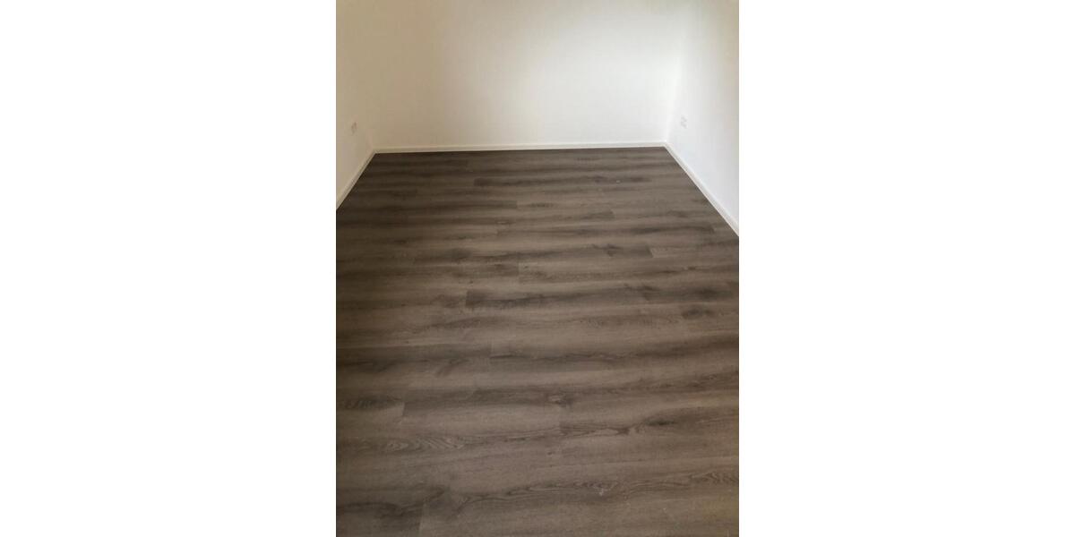 Etagenwohnung Rottenburg am Neckar - 3 Zimmer, 65 m&sup2;, 900&euro; | Angebot:27570570