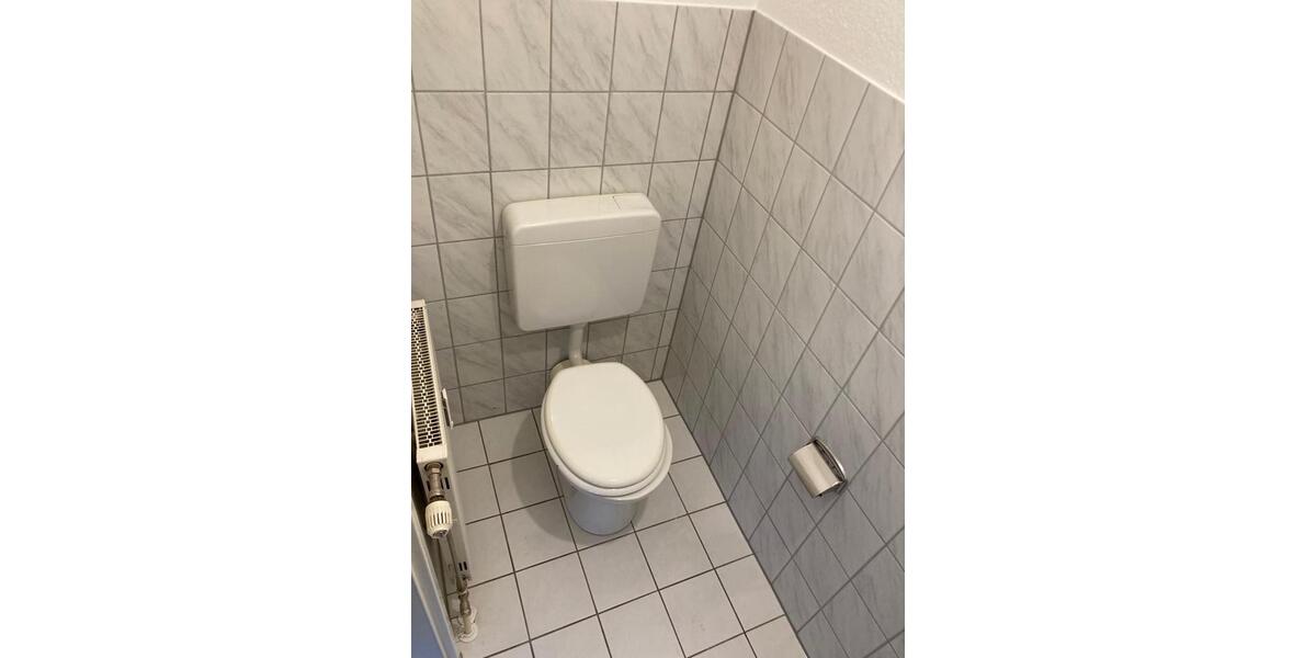 Dachgeschoßwohnung Reutlingen Altenburg - 3 Zimmer, 81 m&sup2;, 1.130&euro; | Angebot:26660149