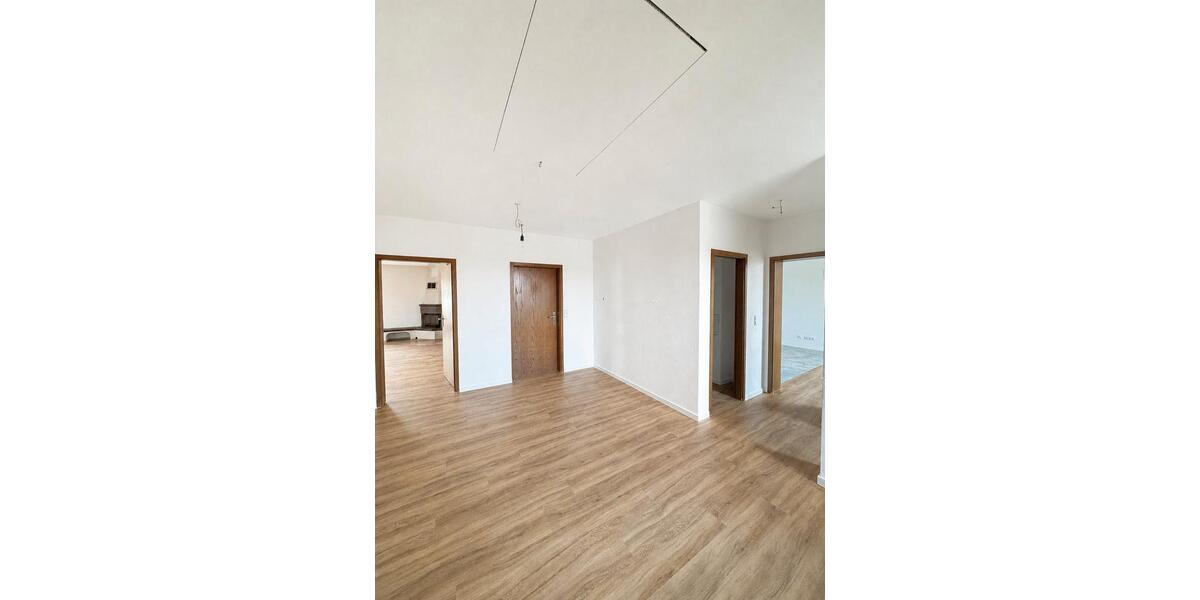 Dachgeschoßwohnung Kirchheim unter Teck - 4 Zimmer, 146 m&sup2;, 1.850&euro; | Angebot:27543065