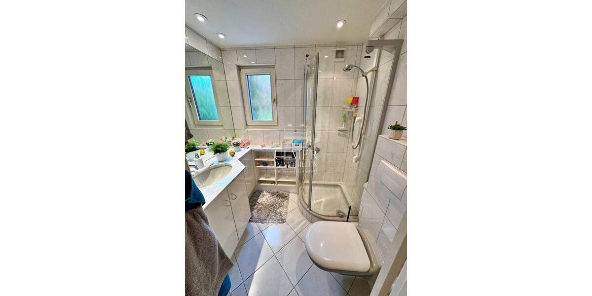 Einfamilienhaus Böblingen - 8 Zimmer, 153 m&sup2;, 629.000&euro; | Angebot:25824460