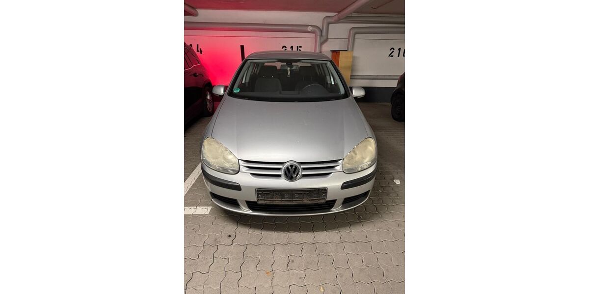 VW Golf 132.357 km 2.150 &euro; Esslingen 73733