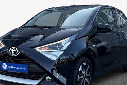 Toyota Aygo (X) 67.458 km 9.990 &euro; Reutlingen 72766