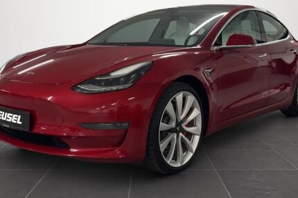 Tesla Model 3 102.329 km 23.900 &euro; Metzingen 72555