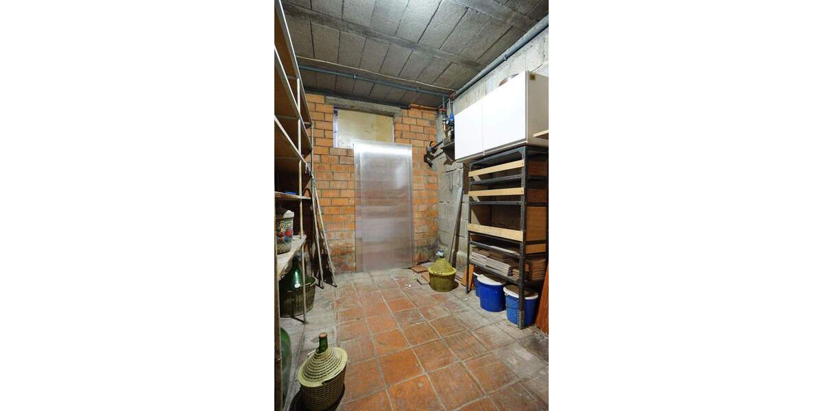 Einfamilienhaus Dettingen an der Erms - 7 Zimmer, 157 m&sup2;, 580.000&euro; | Angebot:25697065