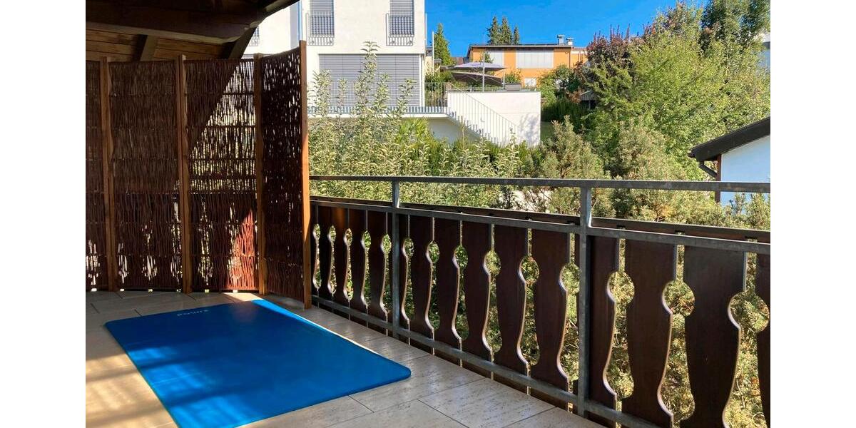 Dachgeschoßwohnung Reutlingen Altenburg - 3 Zimmer, 68 m&sup2;, 800&euro; | Angebot:26550324