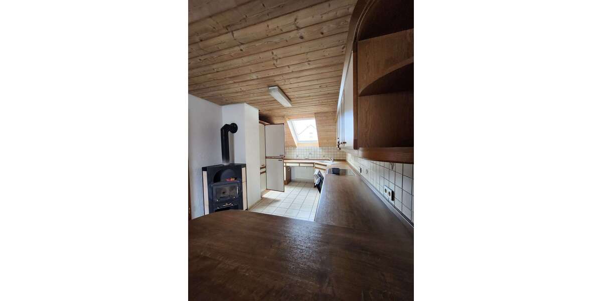 Etagenwohnung Bad Urach - 4 Zimmer, 100 m&sup2;, 900&euro; | Angebot:27596944