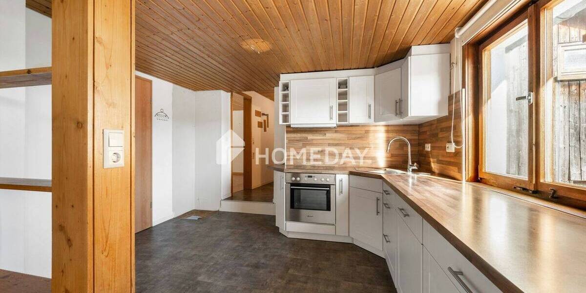 Einfamilienhaus Bad Urach Hengen - 6 Zimmer, 140 m&sup2;, 249.000&euro; | Angebot:25677505