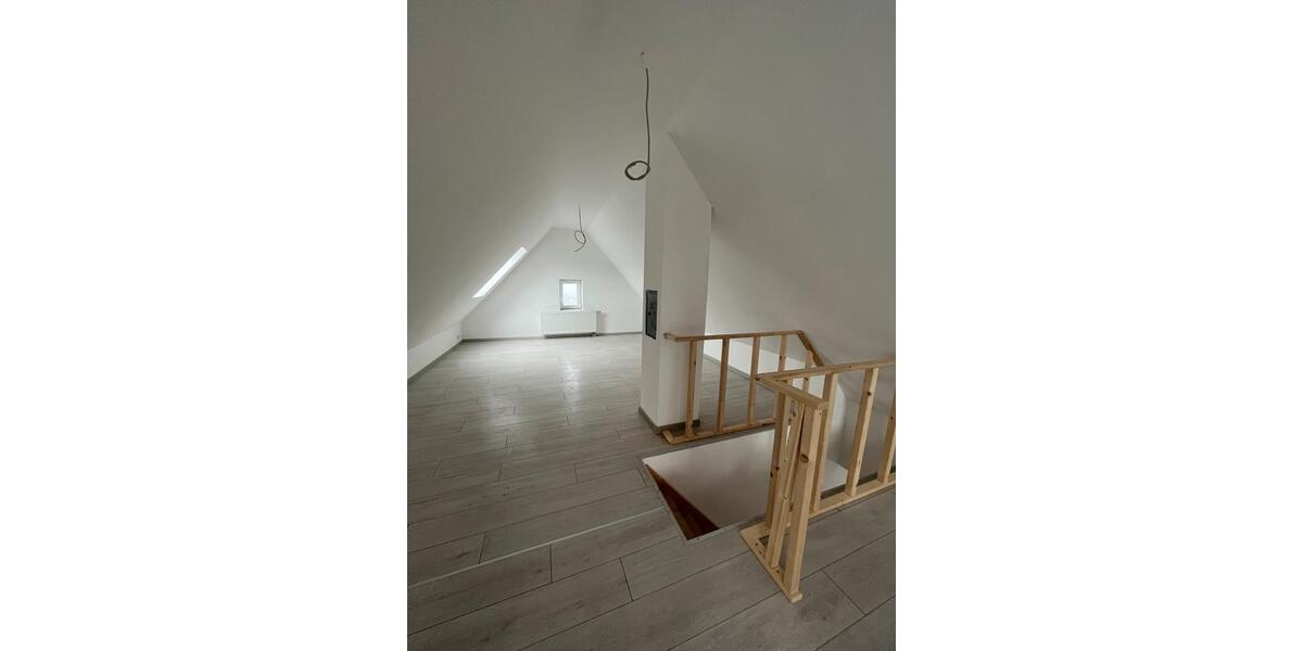 Etagenwohnung Ohmden - 5 Zimmer, 155 m&sup2;, 1.250&euro; | Angebot:27619658