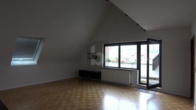 HELL UND HOCHWERTIG - GROßZÜGIG IN ESSLINGEN - Maisonettenwohnung Esslingen am Neckar Brühl | Angebot:27565373