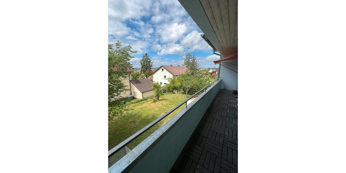Etagenwohnung Münsingen - 4 Zimmer, 90 m&sup2;, 950&euro; | Angebot:26063408