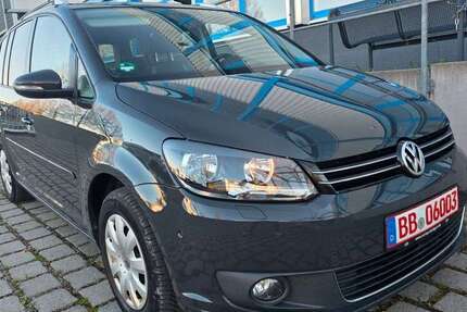 VW Touran 133.000 km 7.990 &euro; Holzgerlingen 71088