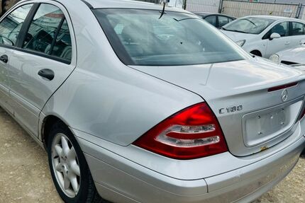 Mercedes-Benz C 180 173.000 km 1.999 &euro; Filderstadt 70794