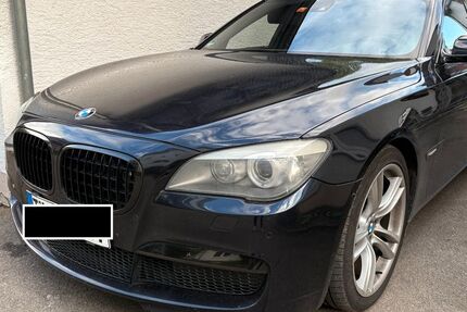 BMW 750 225.000 km 12.400 &euro; Rottenburg 72108