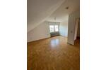 Dachgeschoßwohnung Bondorf - 3 Zimmer, 75 m&sup2;, 1.300&euro; | Angebot:26034133