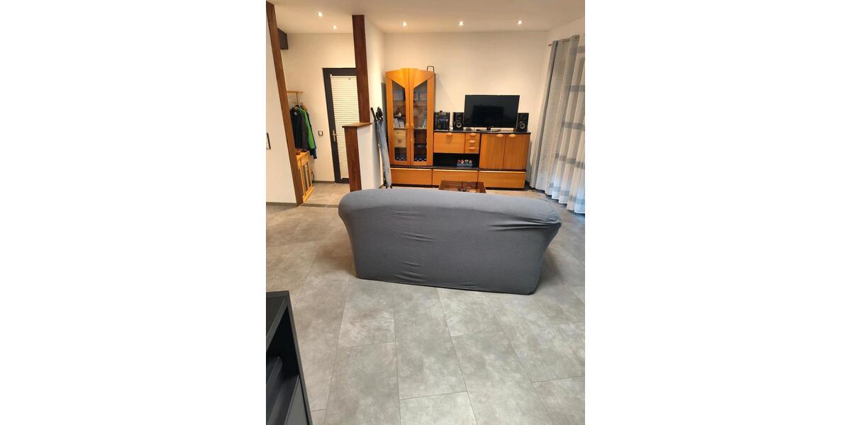 Erdgeschoßwohnung Hechingen - 2 Zimmer, 75 m&sup2;, 1.000&euro; | Angebot:27576413