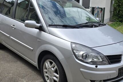 Renault Scenic 94.000 km 4.000 &euro; Esslingen 73730