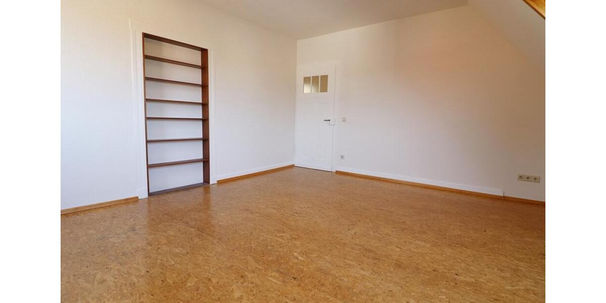 Dachgeschoßwohnung Münsingen - 4 Zimmer, 90 m&sup2;, 720&euro; | Angebot:26088234