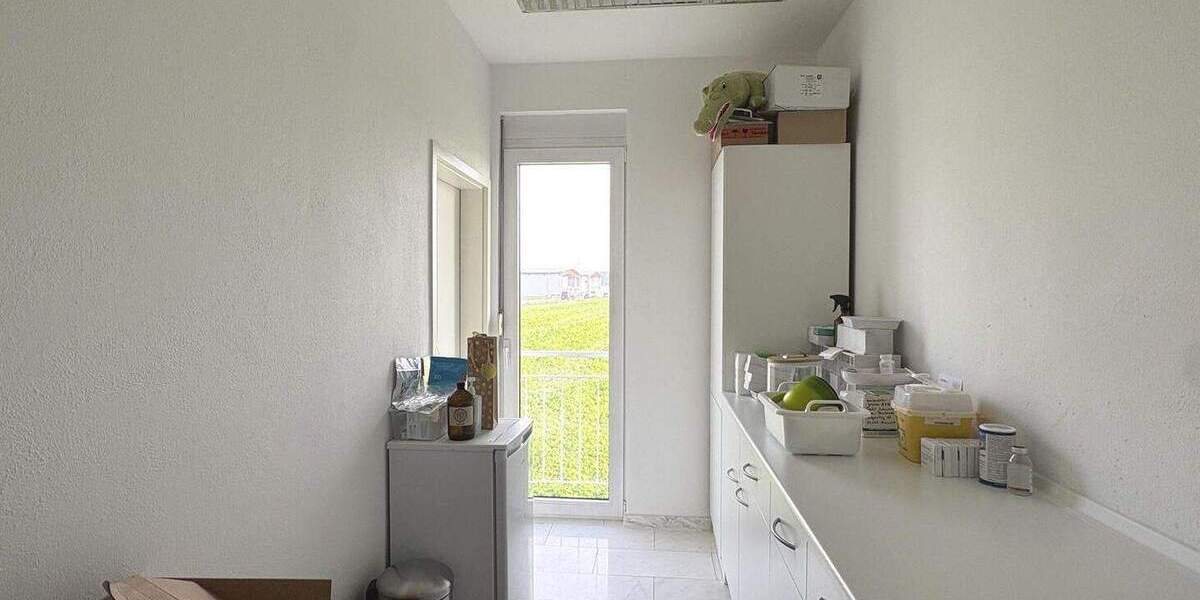 Gewerbeobjekt Ammerbuch Altingen - 2.200&euro; | Angebot:25707786