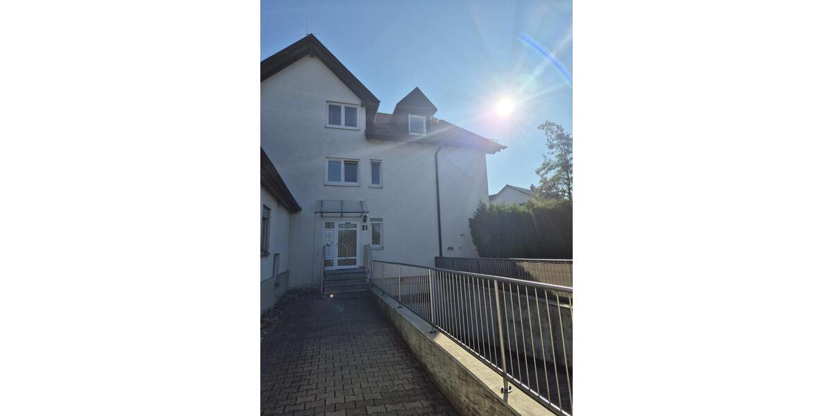 Dachgeschoßwohnung Erkenbrechtsweiler - 3 Zimmer, 94 m&sup2;, 269.000&euro; | Angebot:25202143