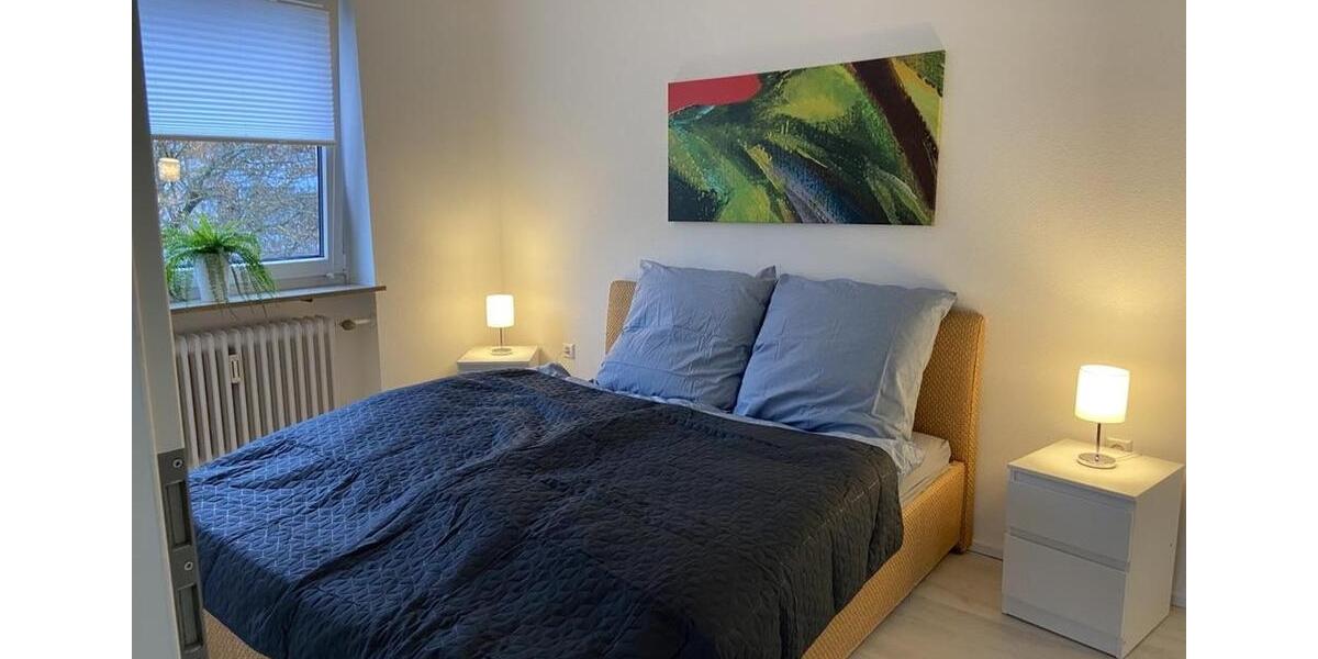 Dachgeschoßwohnung Sindelfingen Sindelfingen (Stadt) - 2 Zimmer, 50 m&sup2;, 1.100&euro; | Angebot:26660012