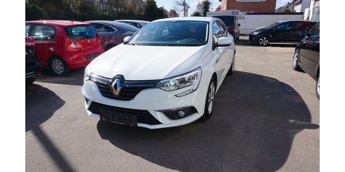 Renault Megane 98.800 km 8.350 &euro; Böblingen 71032
