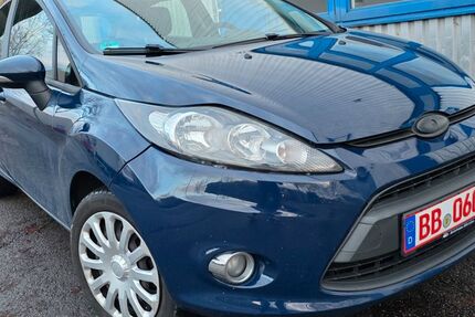 Ford Fiesta 144.000 km 2.880 &euro; Holzgerlingen 71088