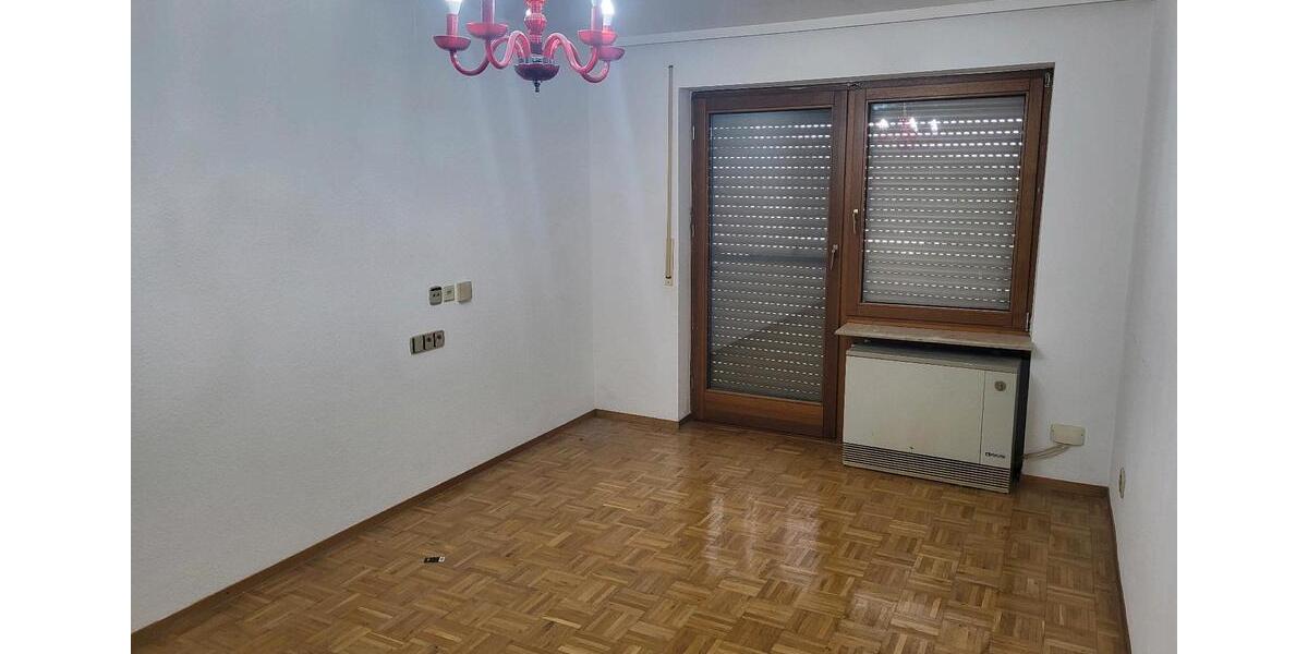 Einfamilienhaus Plochingen - 2 Zimmer, 72 m&sup2;, 1.100&euro; | Angebot:26409622