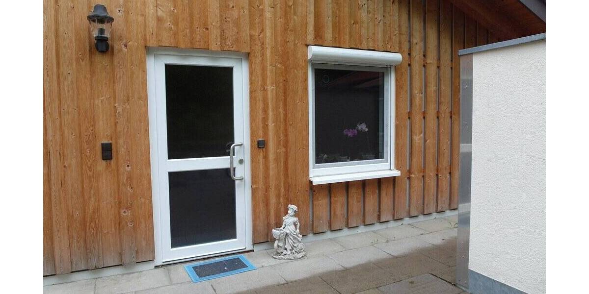 Etagenwohnung Dettenhausen - 2 Zimmer, 75 m&sup2;, 850&euro; | Angebot:26569835