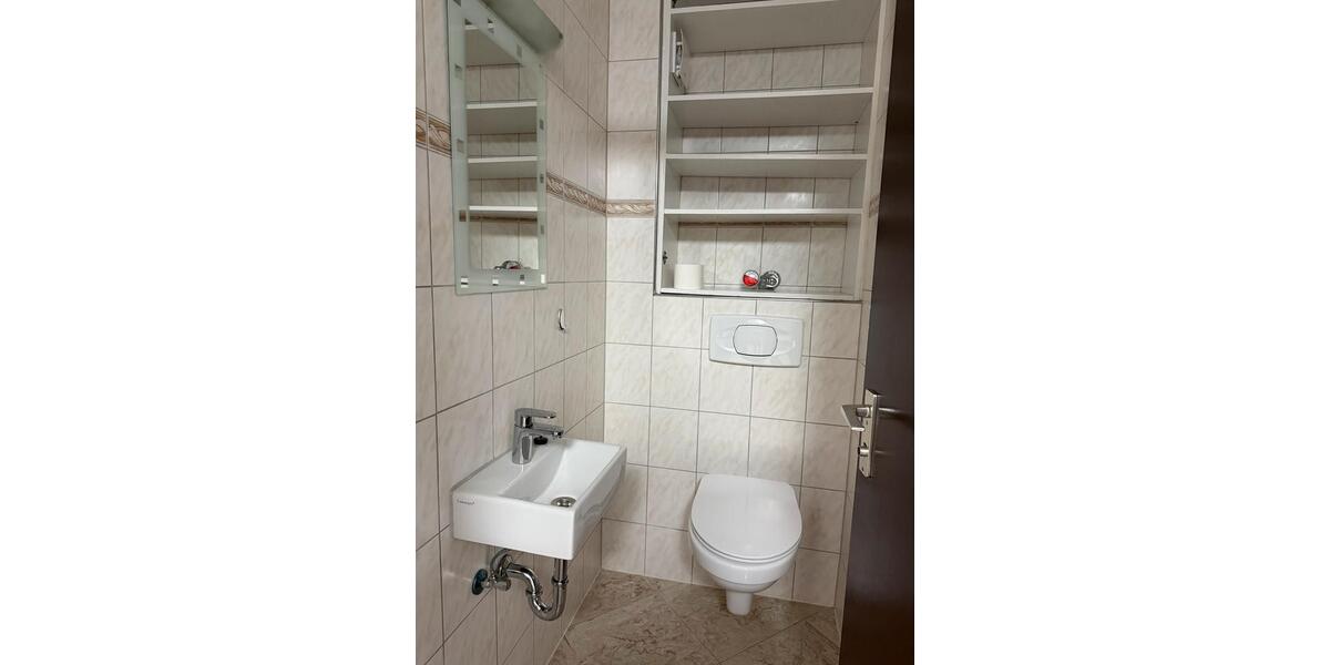 Etagenwohnung Sindelfingen Sindelfingen (Stadt) - 4.5 Zimmer, 104 m&sup2;, 1.700&euro; | Angebot:26024462