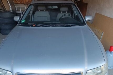 Audi A4 190.000 km 700 &euro; Neuffen 72639
