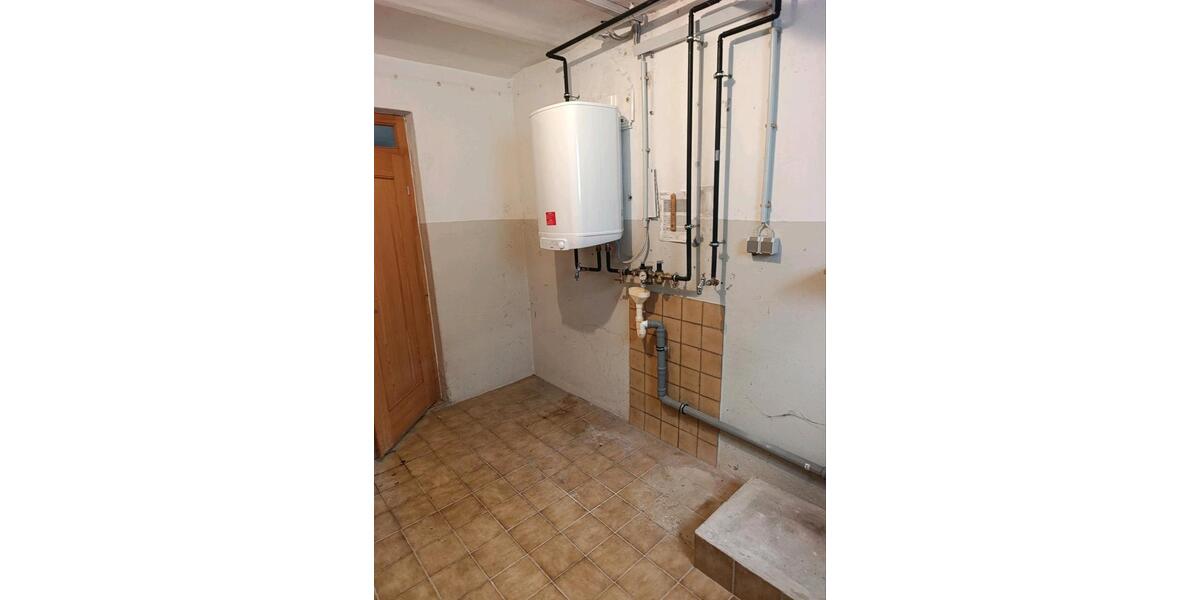 Mehrfamilienhaus, Wohnhaus Nürtingen - 8 Zimmer, 150 m&sup2;, 425.000&euro; | Angebot:26059475