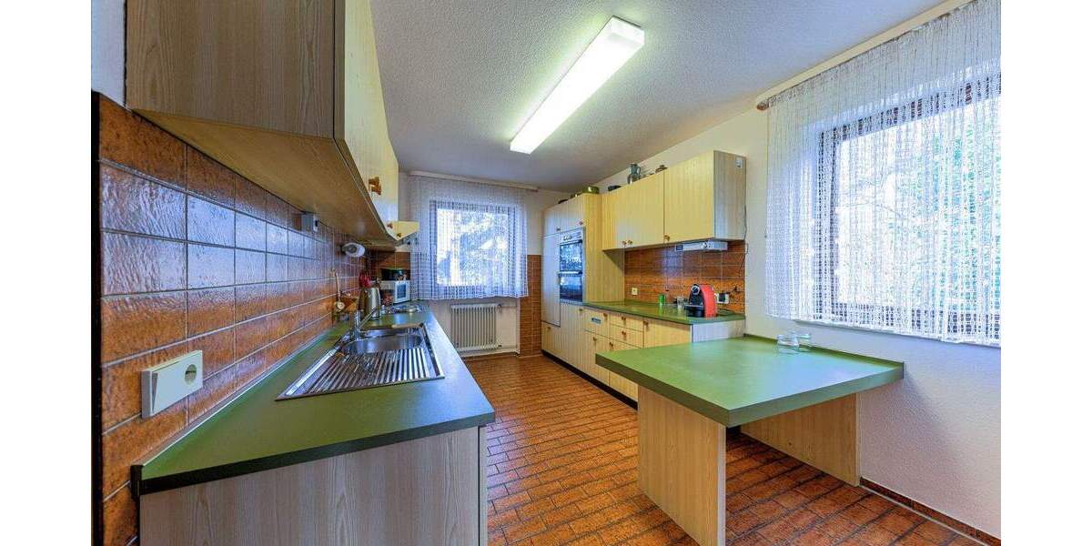 Doppelhaushälfte Sindelfingen Ost - 7 Zimmer, 233 m&sup2;, 789.000&euro; | Angebot:25741860