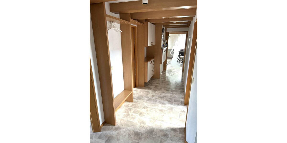 Mehrfamilienhaus, Wohnhaus Ehningen - 9 Zimmer, 250 m&sup2;, 875.000&euro; | Angebot:25654347