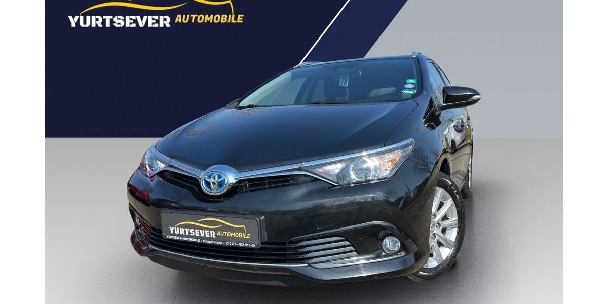 Toyota Auris 83.101 km 17.990 &euro; Holzgerlingen 71088
