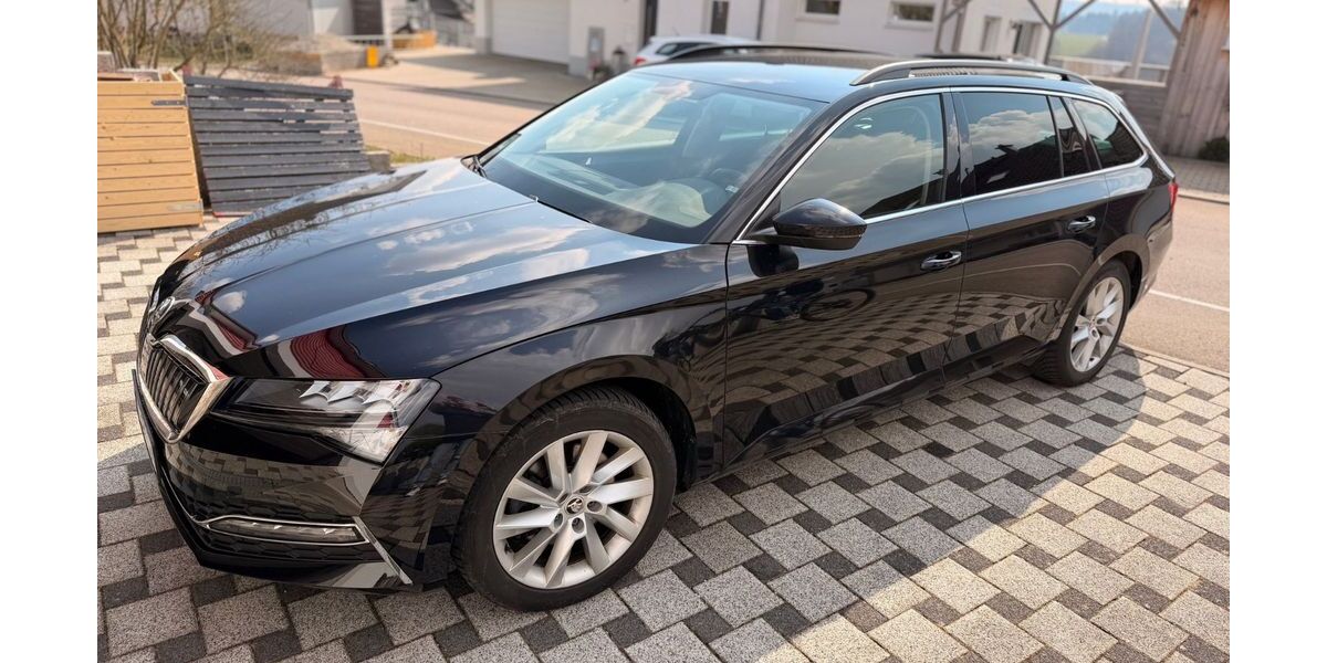 Skoda Superb 109.000 km 18.900 &euro; Reutlingen 72760