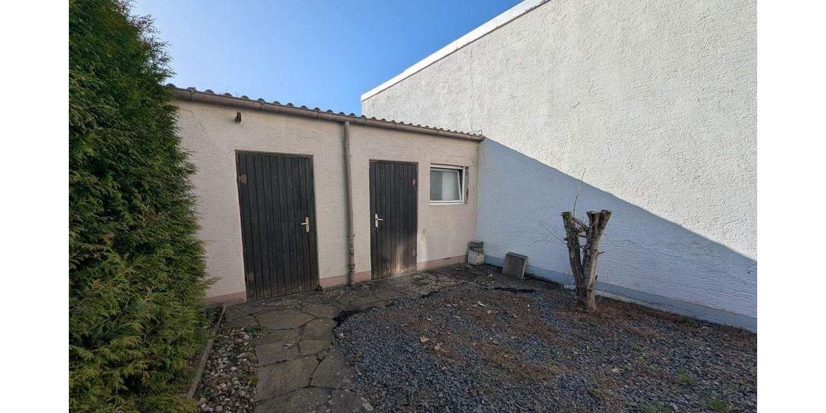 Mehrfamilienhaus, Wohnhaus Böblingen - 9 Zimmer, 178 m&sup2;, 619.000&euro; | Angebot:25862240