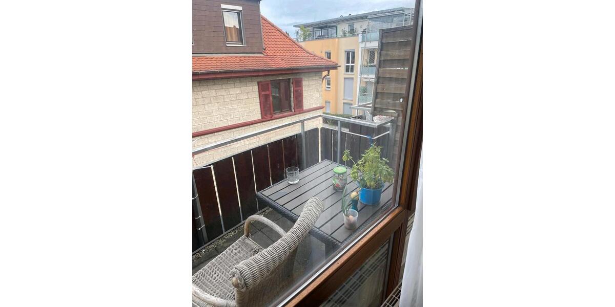 Etagenwohnung Reutlingen - 2 Zimmer, 50 m&sup2;, 225.000&euro; | Angebot:24683040