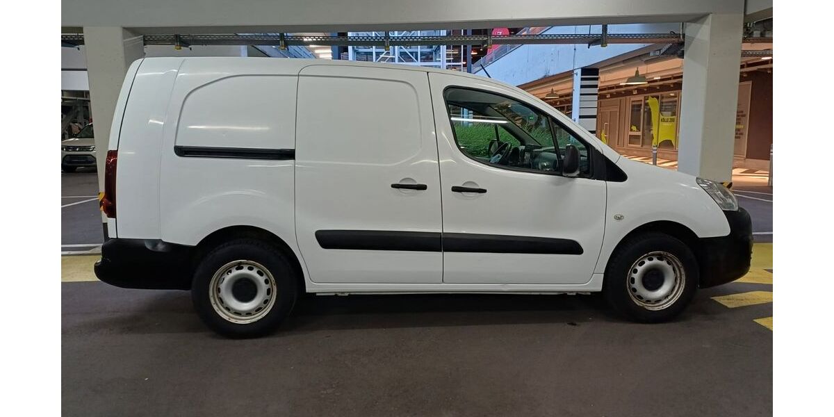 Peugeot Partner 25.500 km 10.600 &euro; Esslingen am Neckar 73733