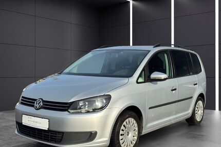 VW Touran 162.000 km 7.499 &euro; Ofterdingen 72131