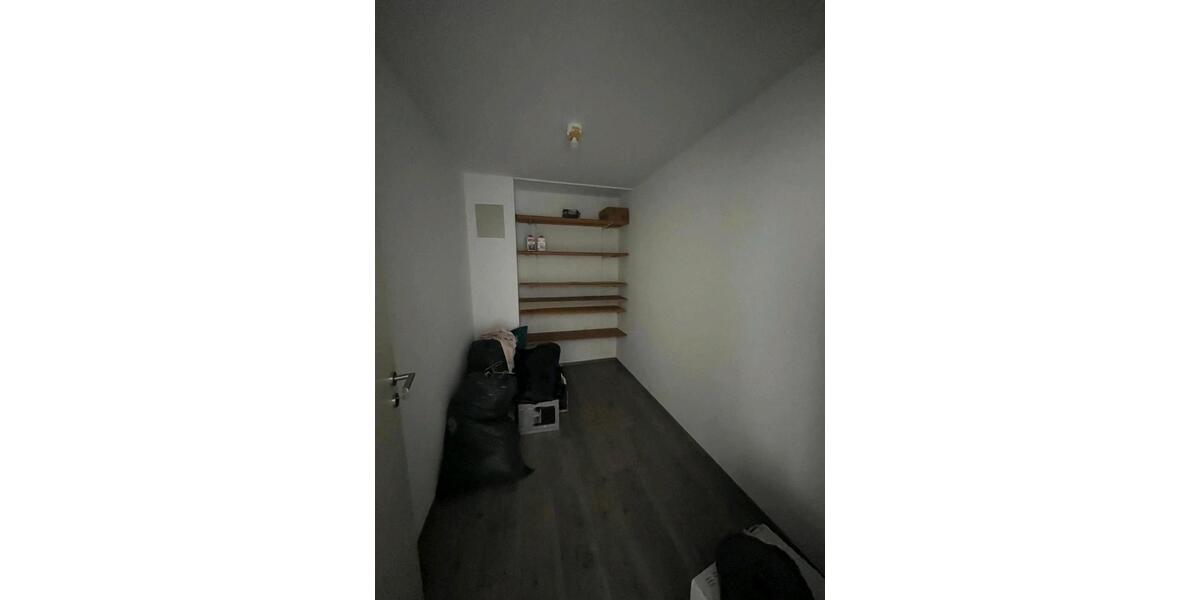Etagenwohnung Reutlingen Reutlingen-Betzingen - 4.5 Zimmer, 112 m&sup2;, 1.400&euro; | Angebot:24640643