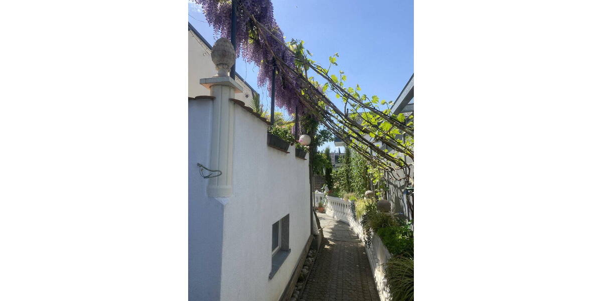 Mehrfamilienhaus, Wohnhaus Ostfildern- Nellingen Nellingen - 6 Zimmer, 159 m&sup2;, 775.000&euro; | Angebot:26450874